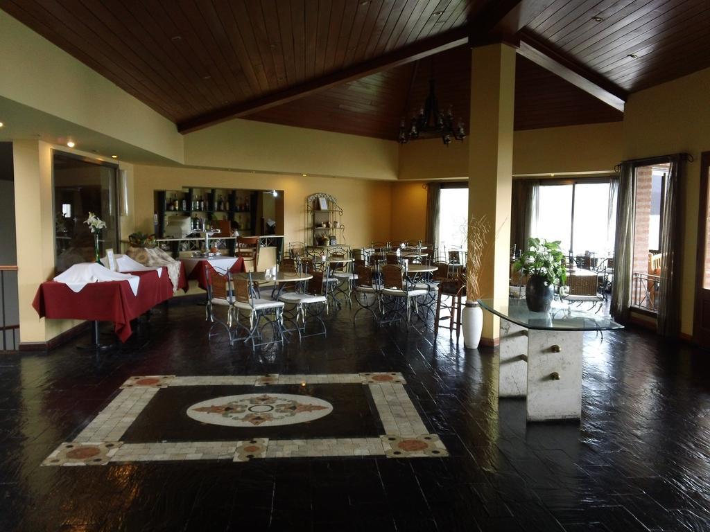 Hotel Del Dique Cabra Corral Esterno foto